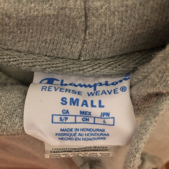 SOLD Champion reverse weave hoodie - Picture 4 of 4